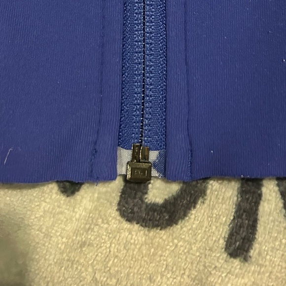 VINTAGE lululemon athletica Purple Zip-Up Jacket - Picture 10 of 10